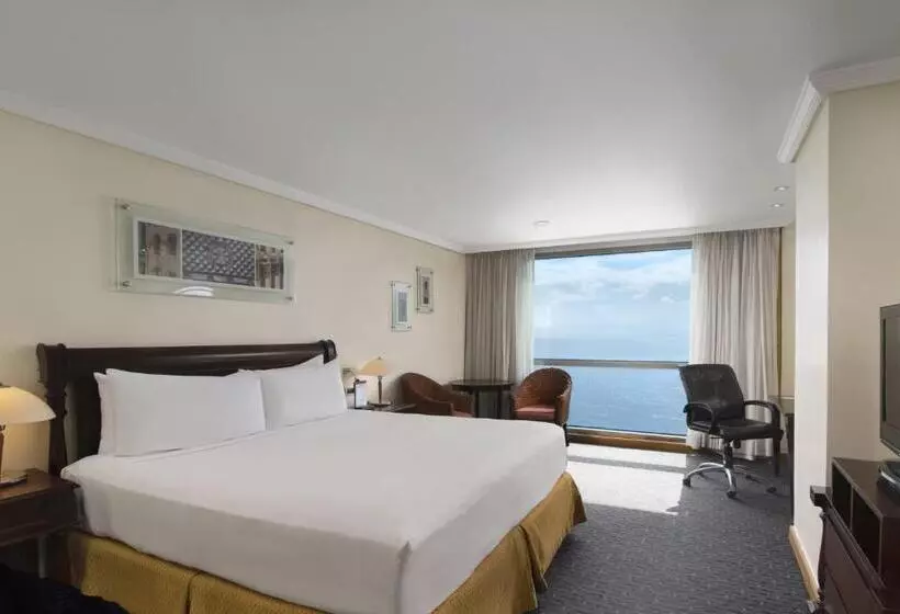 هتل Catalonia Santo Domingo