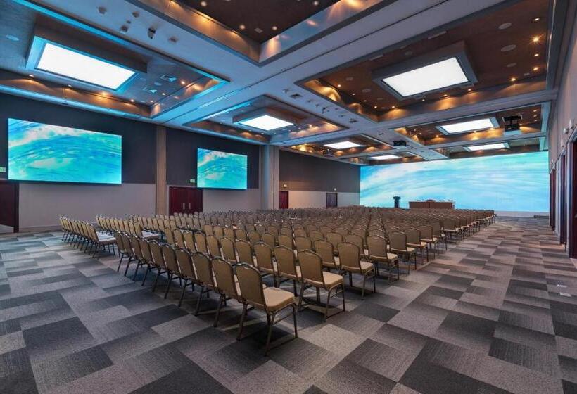 هتل Catalonia Santo Domingo