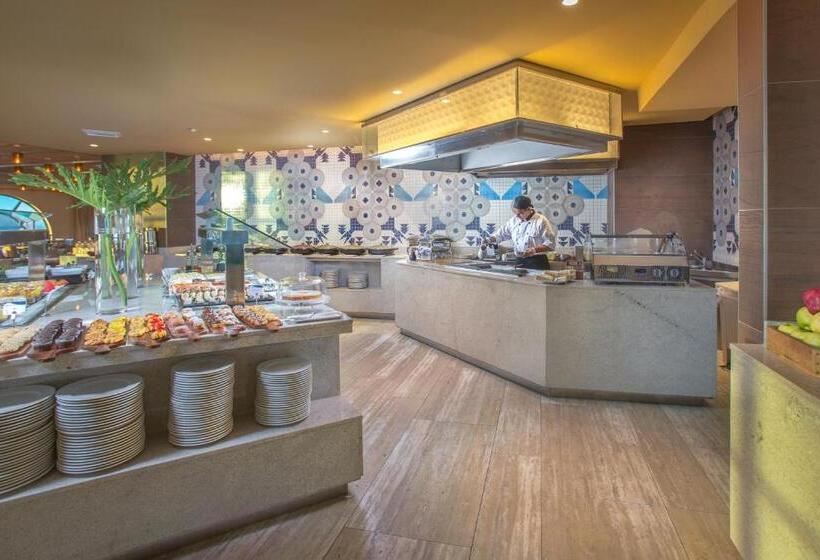 هتل Catalonia Santo Domingo