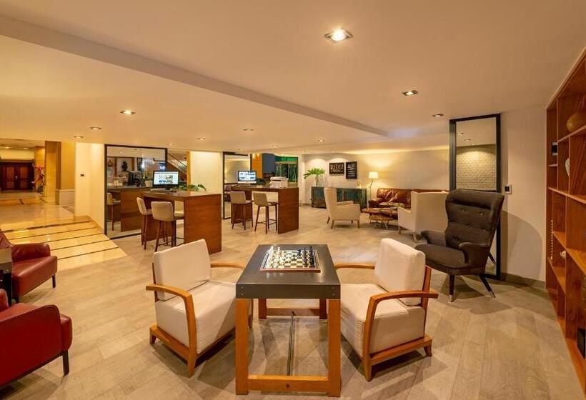 هتل Catalonia Santo Domingo