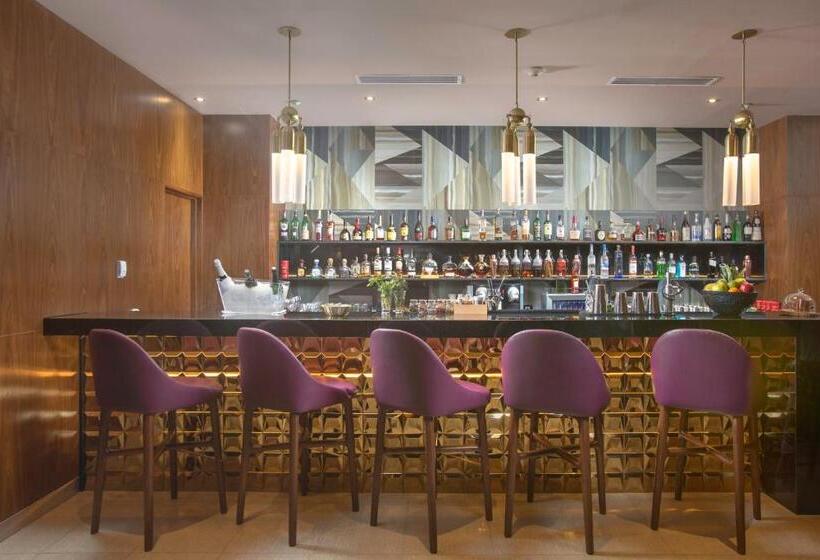 هتل Catalonia Santo Domingo