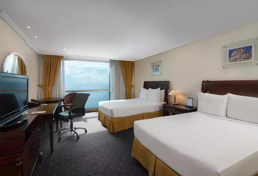 هتل Catalonia Santo Domingo