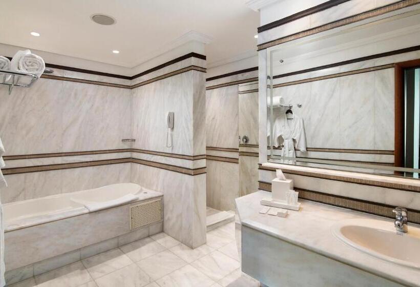 هتل Catalonia Santo Domingo