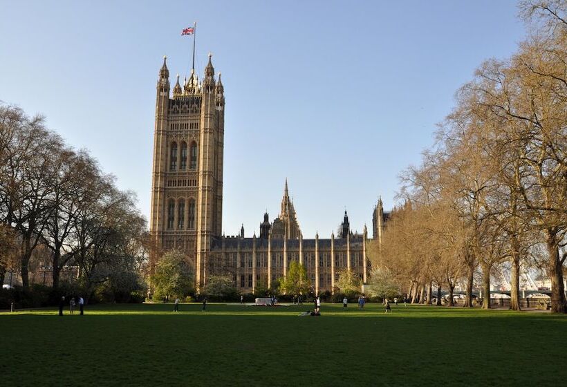 Отель Holiday Inn Express London Croydon, An Ihg