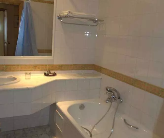 Отель Marina Palace