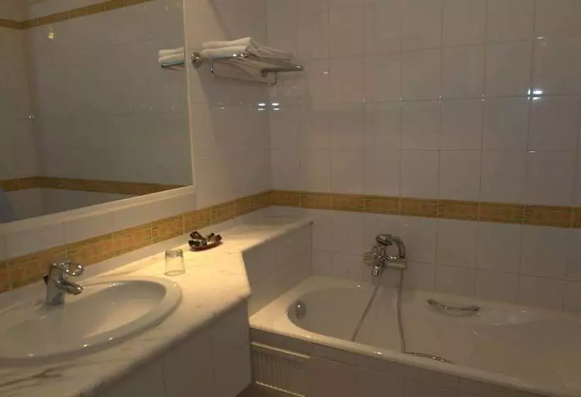 Отель Marina Palace