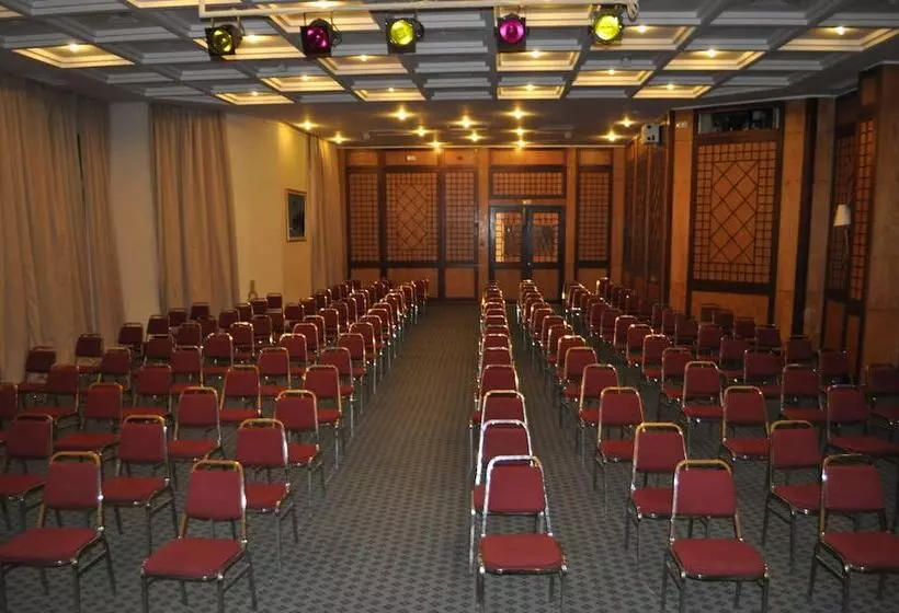 Отель Marina Palace