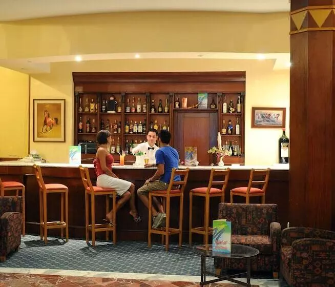 Отель Marina Palace