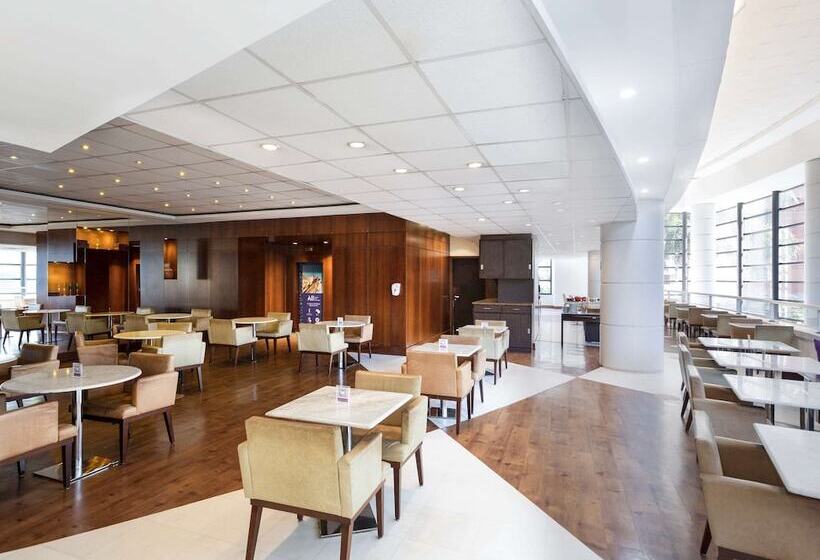 ホテル Mercure Sao Paulo Grand Plaza Paulista
