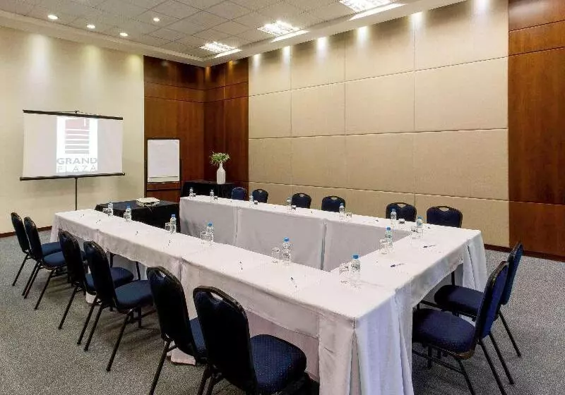 هتل Mercure Sao Paulo Grand Plaza Paulista