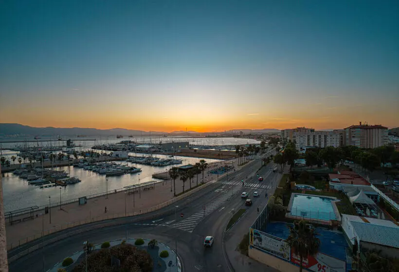 Szálloda Ohtels Campo de Gibraltar