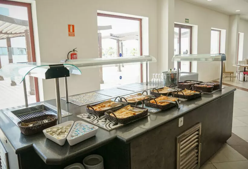 Szálloda Ohtels Campo de Gibraltar