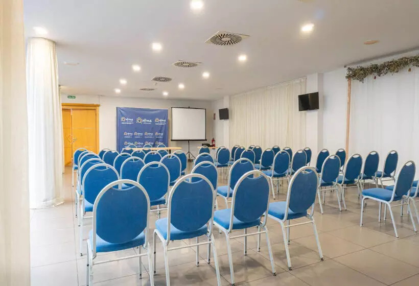 Szálloda Ohtels Campo de Gibraltar