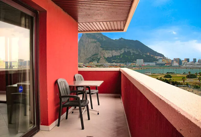 Szálloda Ohtels Campo de Gibraltar