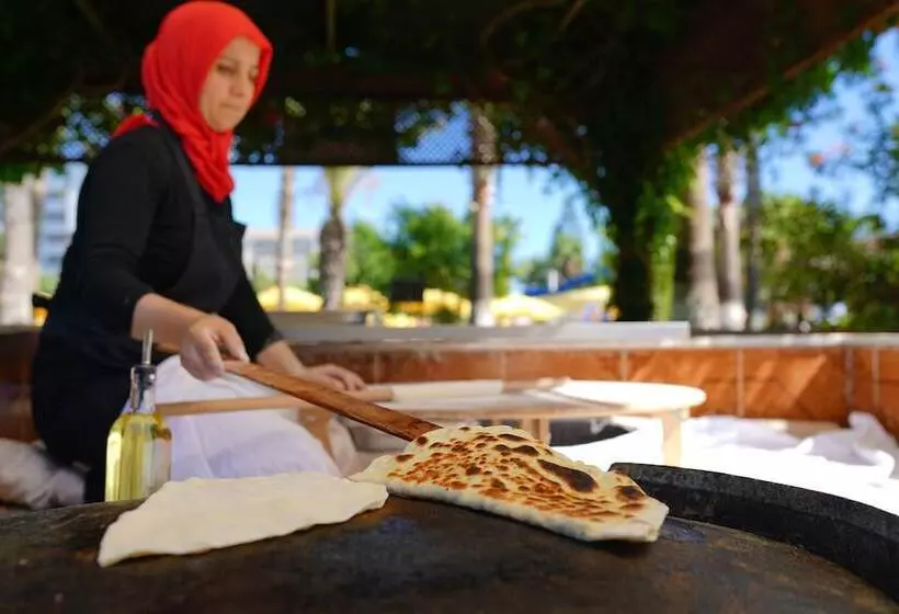 Отель Perre Delta