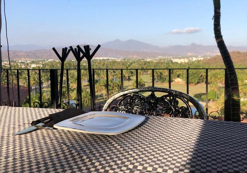 Hotel Plaza Tucanes Manzanillo