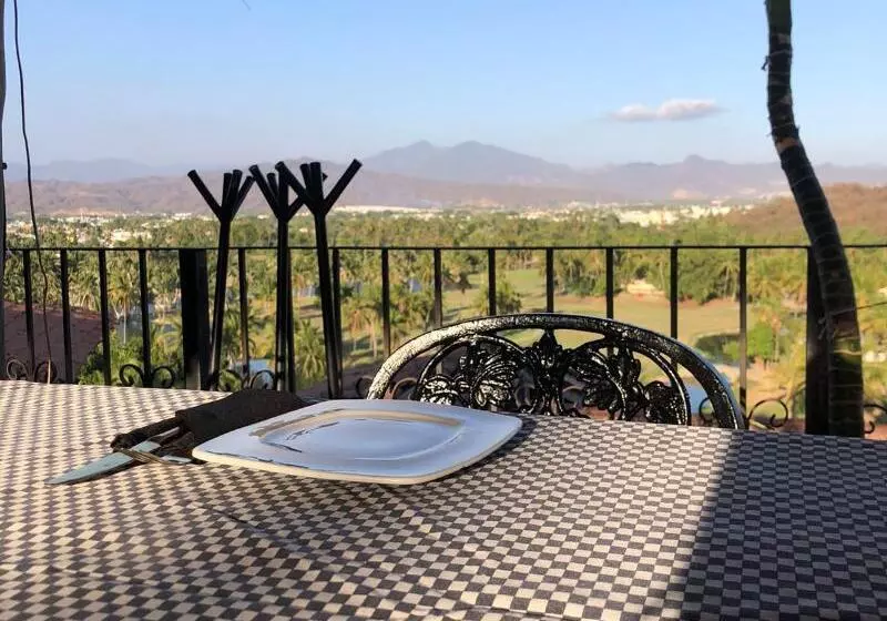 Szálloda Plaza Tucanes Manzanillo