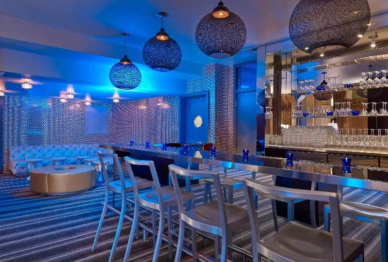 בית מלון כפרי W Chicago  City Center