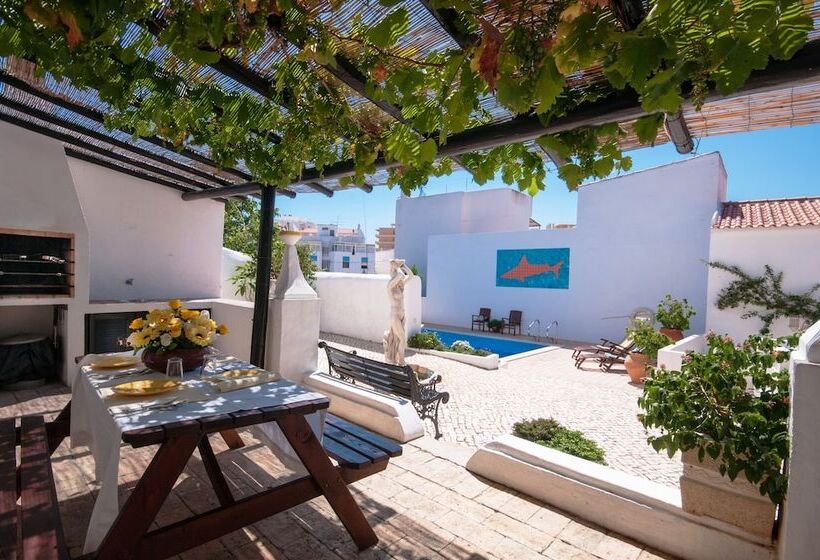 Rio Arade Manor House