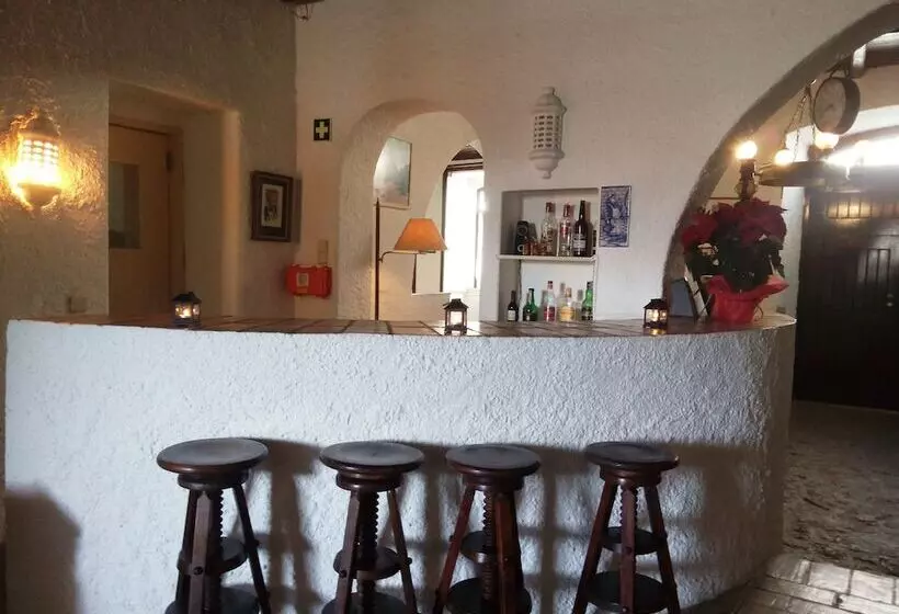 Rio Arade Manor House