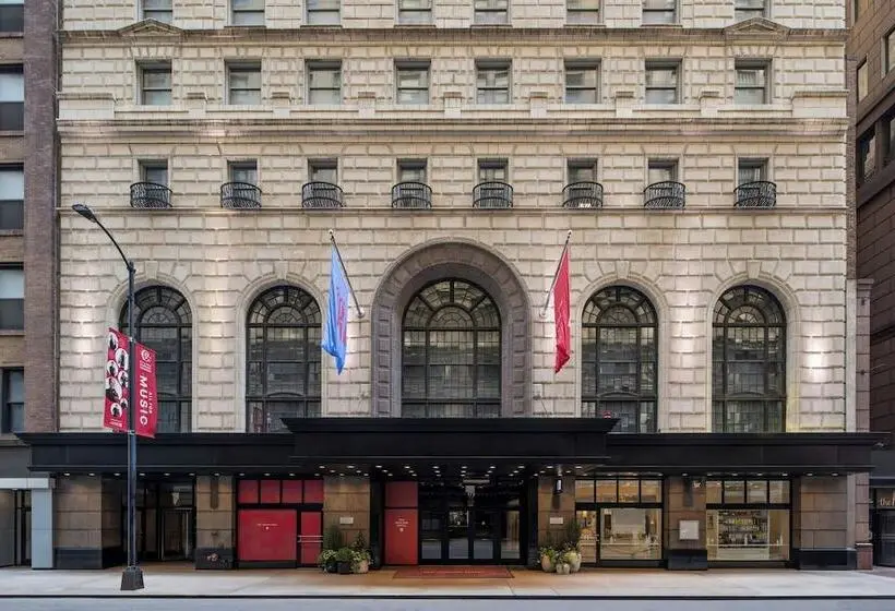 THE MIDLAND HOTEL, Chicago, a Tribute Portfolio Hotel