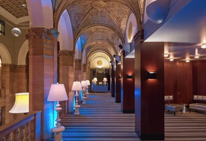 THE MIDLAND HOTEL, Chicago, a Tribute Portfolio Hotel