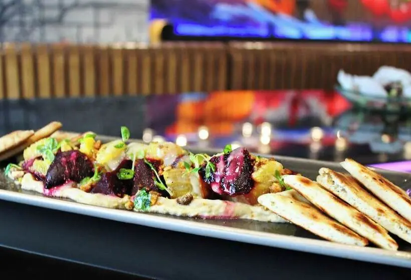 THE MIDLAND HOTEL, Chicago, a Tribute Portfolio Hotel