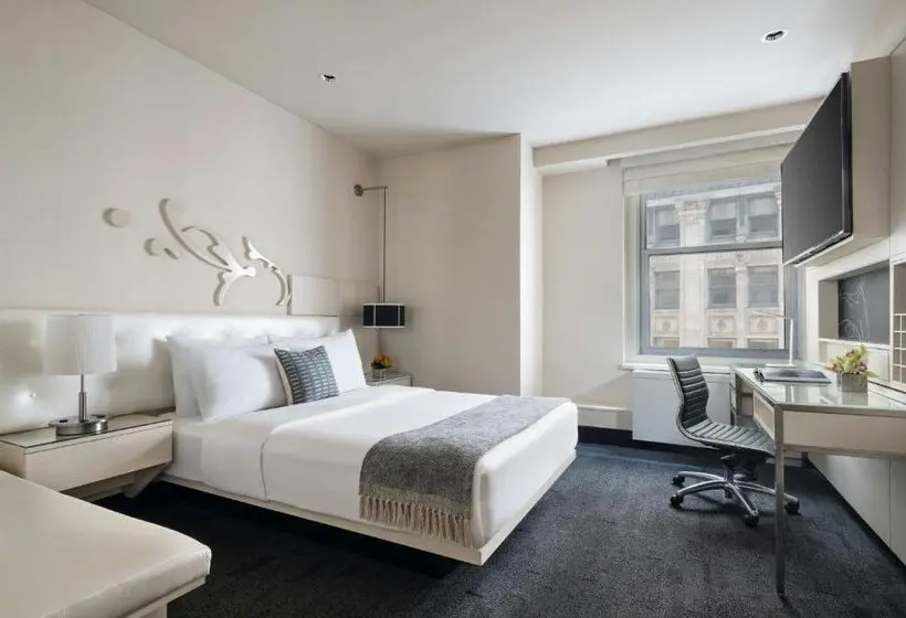 THE MIDLAND HOTEL, Chicago, a Tribute Portfolio Hotel