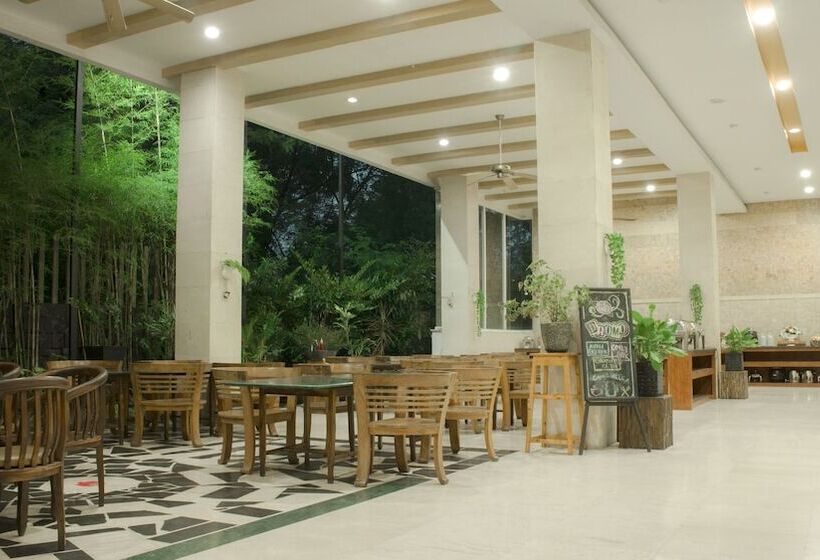 Marilyn Hotel Serpong