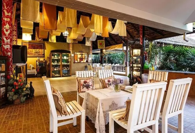 ホテル Mohn Fah Sai Home Resort