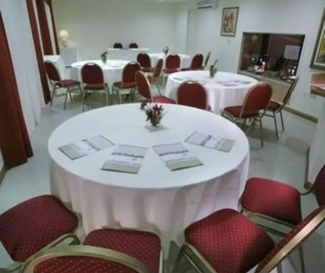 호텔 Condor Suites Apart