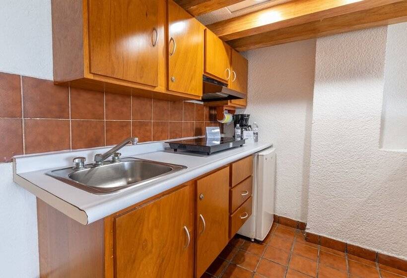 Szálloda Costa De Oro Beach