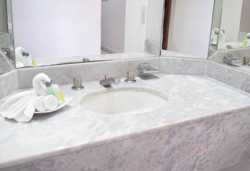 Szálloda Costa De Oro Beach