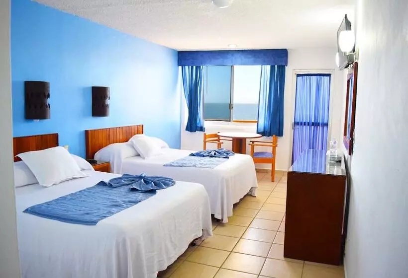 בית מלון כפרי Costa De Oro Beach