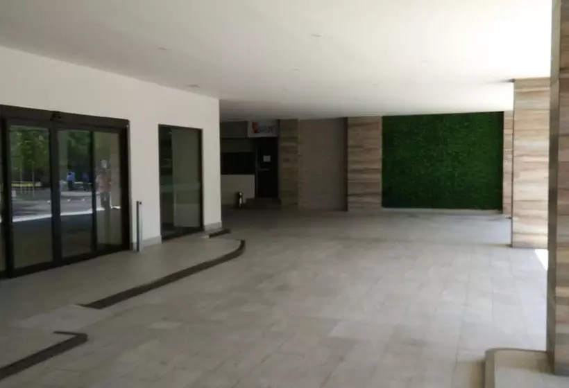 酒店 Everest Ciudad Victoria