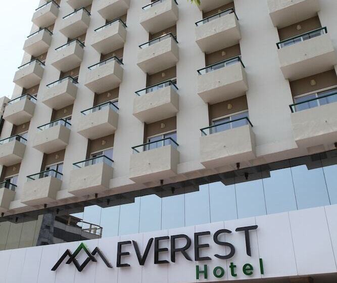 בית מלון כפרי Everest Ciudad Victoria