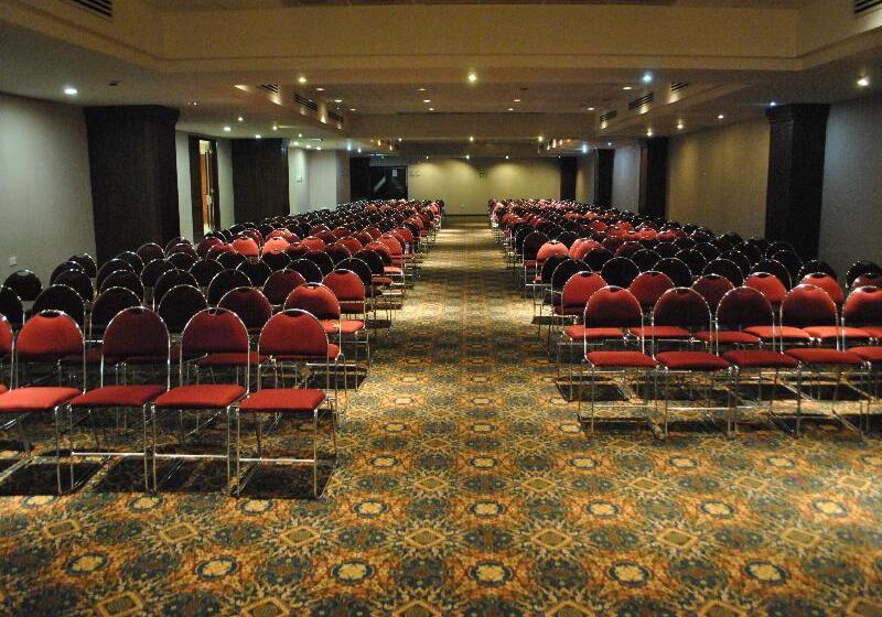 בית מלון כפרי Everest Ciudad Victoria