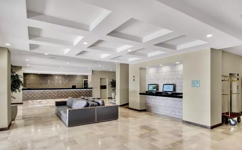 酒店 Everest Ciudad Victoria