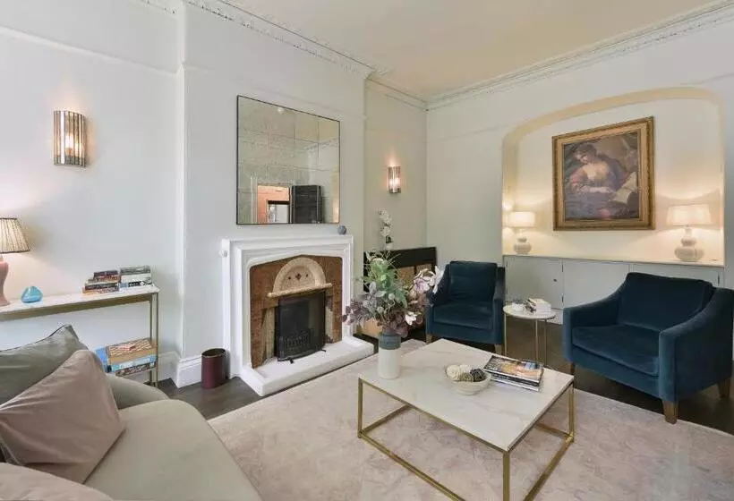 Hotelli Harlingford