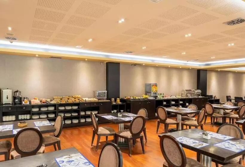 酒店 Iberik Santo Domingo Plaza