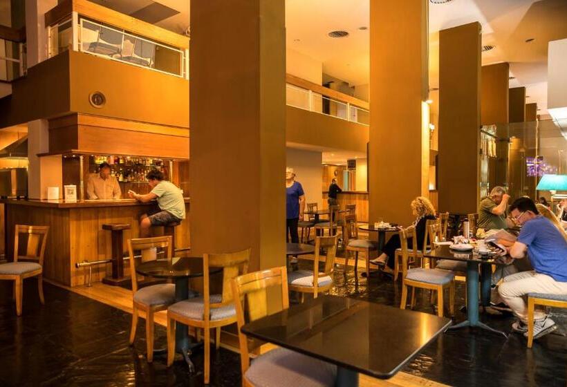 هتل Libertador Tandil