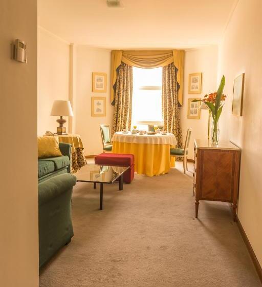 هتل Libertador Tandil