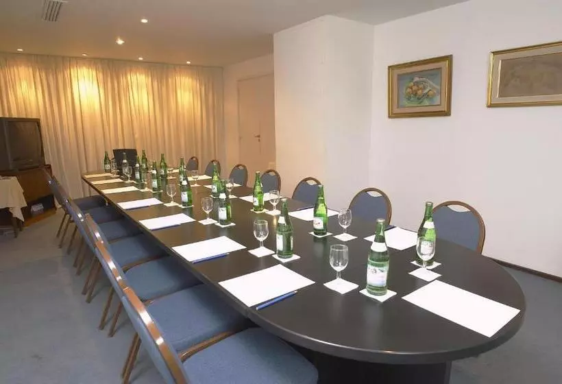 בית מלון כפרי Libertador Tandil