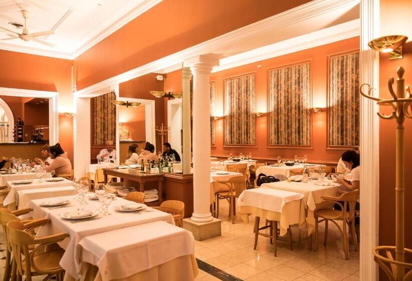 هتل Libertador Tandil