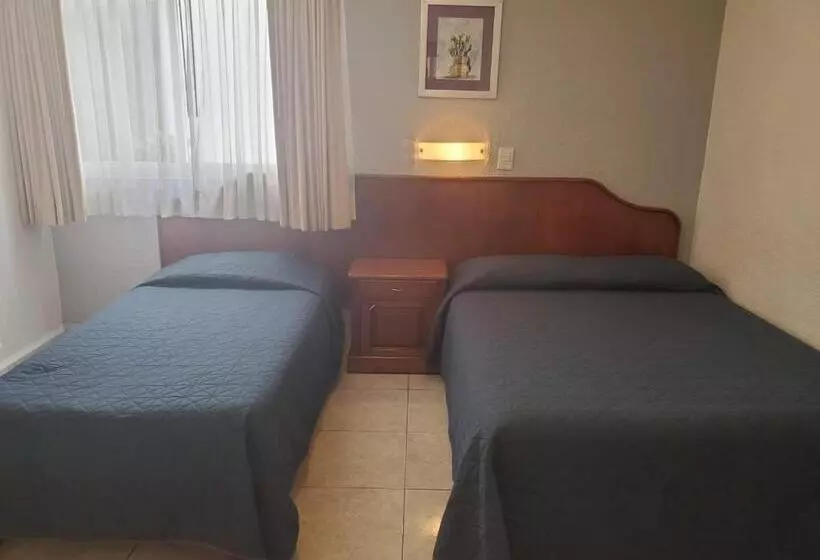 فندق Qualitel Plus