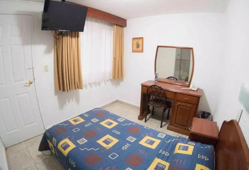 فندق Qualitel Plus