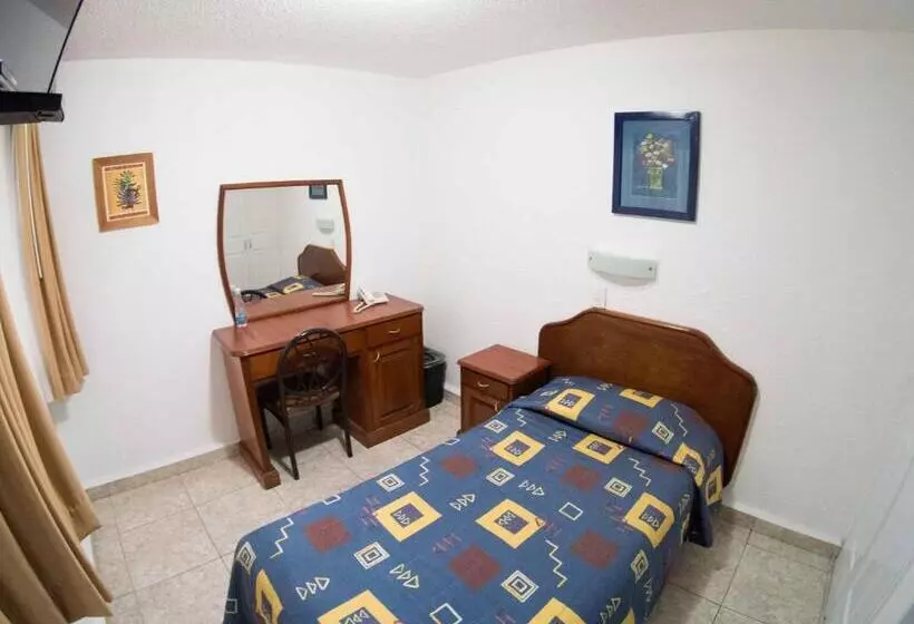 فندق Qualitel Plus