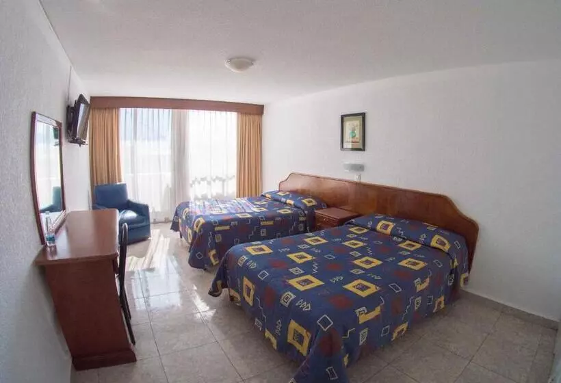 فندق Qualitel Plus