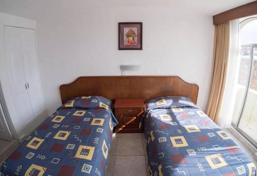 فندق Qualitel Plus