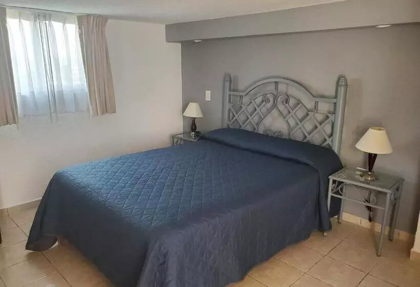 فندق Qualitel Plus